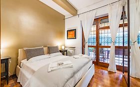 Alle Mura Aurelie Apartment